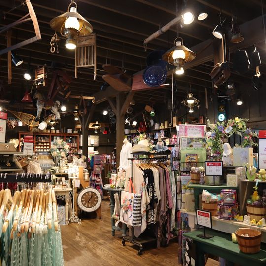 Cracker Barrel Old Country Store