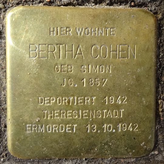 Stolperstein en memoria de Bertha Cohen