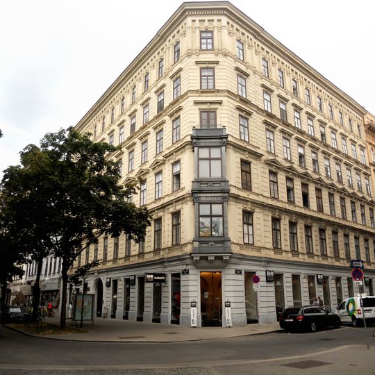 Wohn- und Geschäftshaus