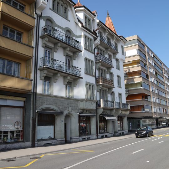 Mietshaus des Unternehmers Hercule Hogg-Mons, Avenue du Midi 17–19