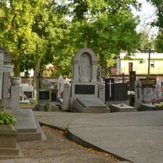 Cmentarz parafialny przykościelny w Łobdowie