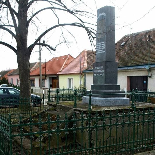 Památník osvobození v Oblekovicích