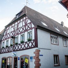 Ehemaliger Ackerbürgerhof, Wohn- und Geschäftshaus