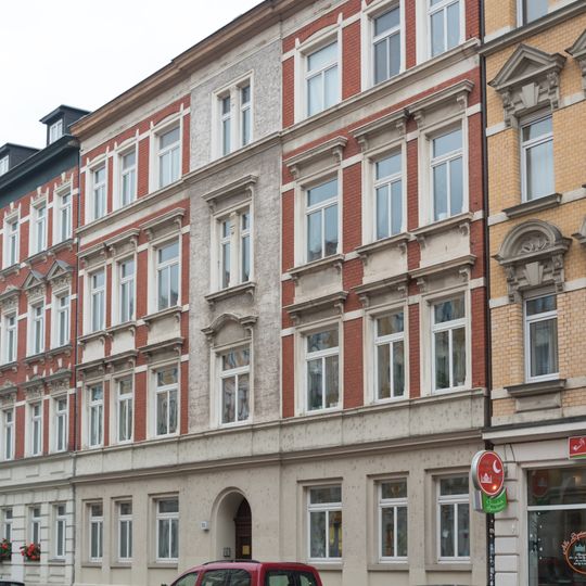 Mietshaus Industriestraße 25