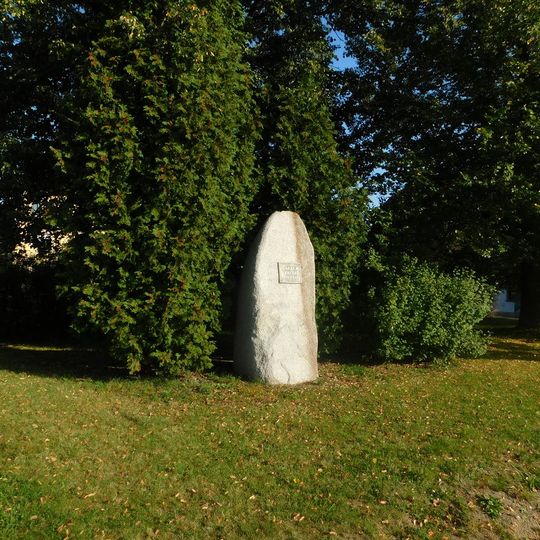 Pomník obětem válek a násilí ve Velké Hleďsebe