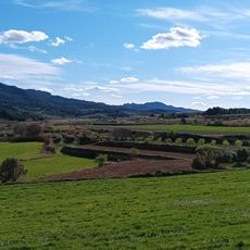 Mas entre Corbera i les Camposines