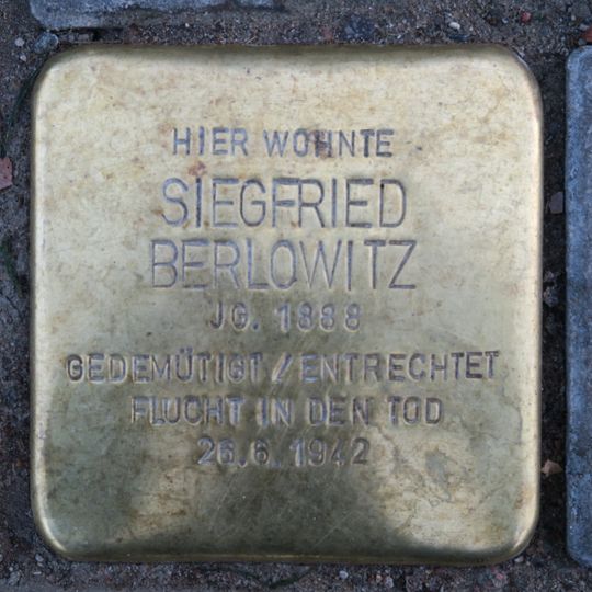 Stolperstein für Siegfried Berlowitz