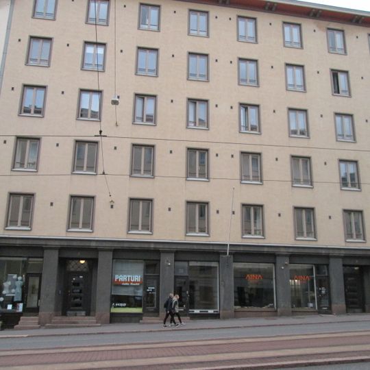 Runeberginkatu 38