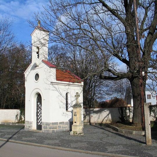 Chapel in Lobeček