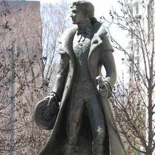 Statue of Alexander Wood