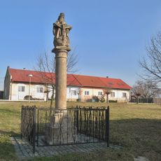 Sloup se sousoším Nejsvětější Trojice