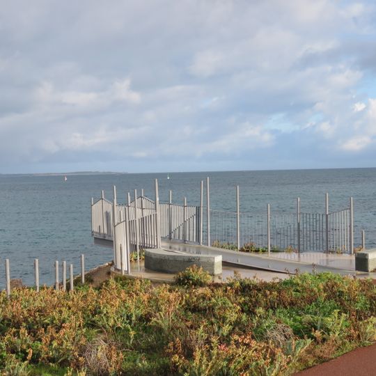 Henderson Cliffs lookout