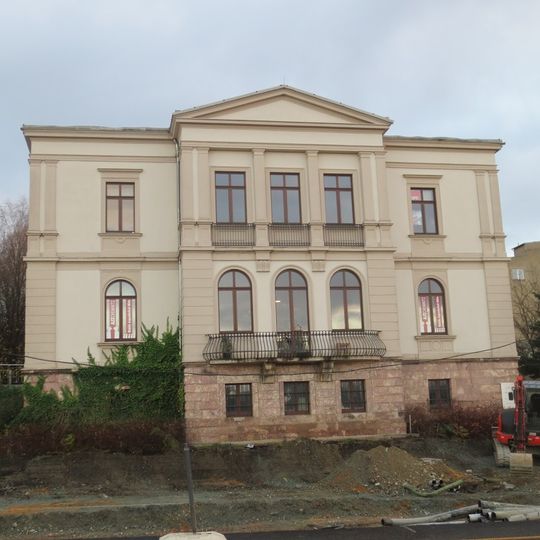 Dresdner Straße 38; 38a; 38b