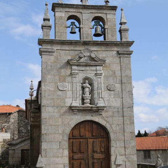 Igreja Paroquial de Campos