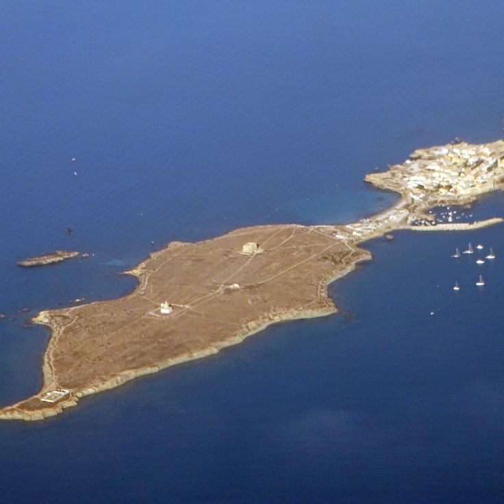 タバルカ島