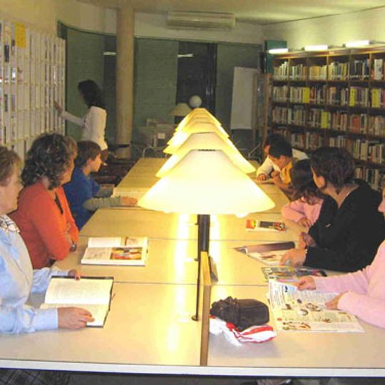 Joan Sardà i Lloret Municipal Library