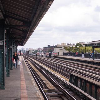 82nd Street–Jackson Heights station