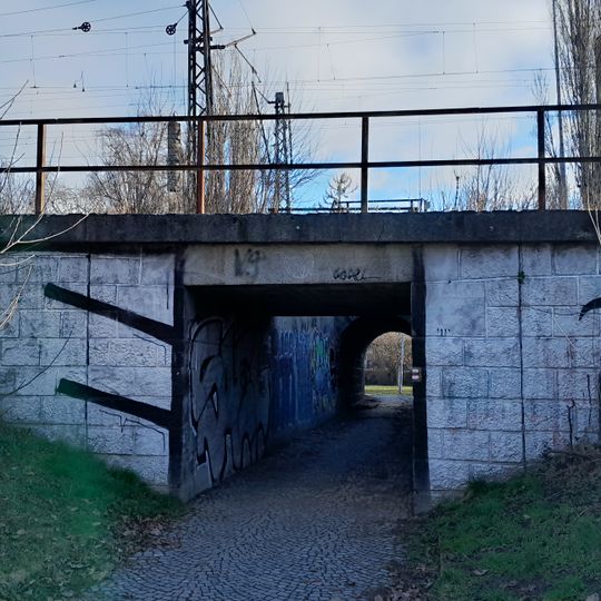 Most spojovací koleje na staré královopolské nádraží přes cyklostezku u královopolského nádraží