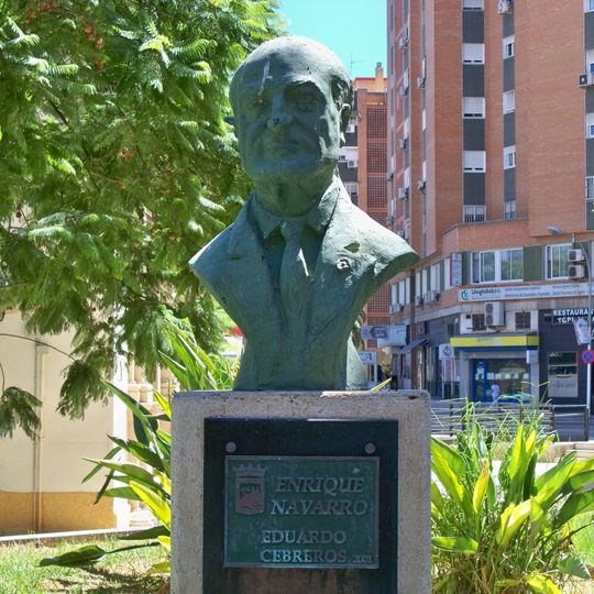 Monumento a Enrique Navarro