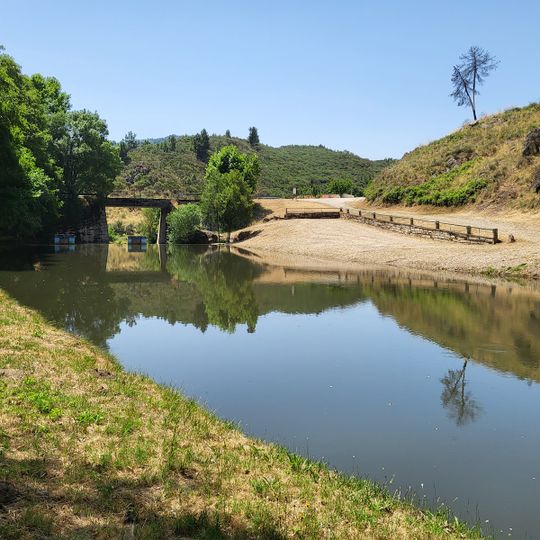 Praia Fluvial dos Rebelos
