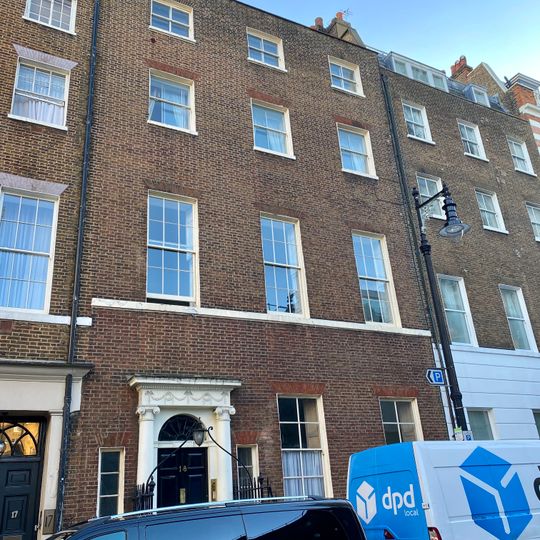 18, Hertford Street W1