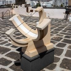 Equatorial sundial (Castillo de San Gabriel)