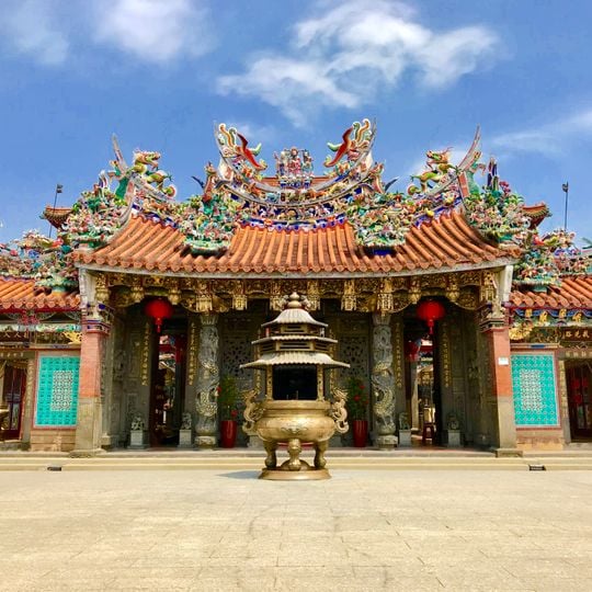 Sanchong Xianse Temple