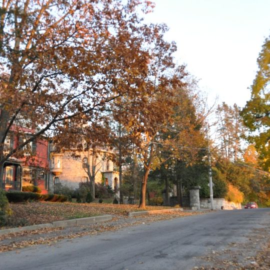 Wannalancit Street Historic District