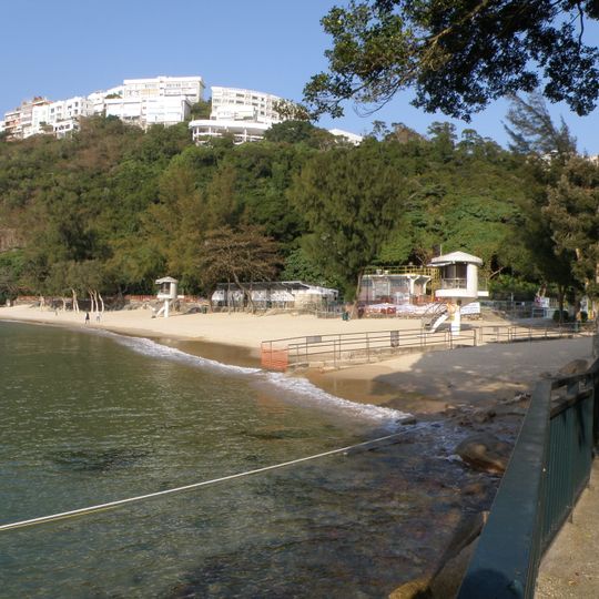 Chung Hom Kok Beach
