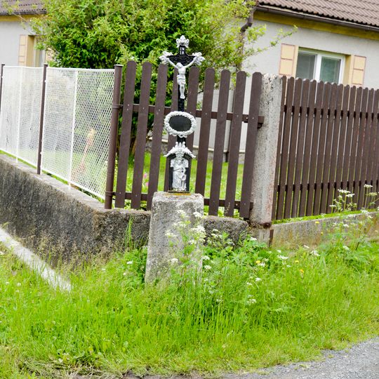 Wayside cross in Maňovice