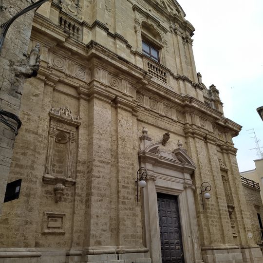 Ex chiesa di Santa Teresa dei Maschi - Museo dei pigmenti naturali colorati e sede di Bibart Biennale d'Arte contemporanea