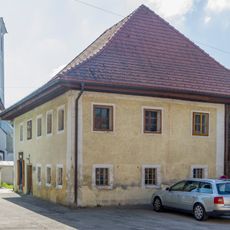 Ehem. Mesnerhaus, heute Pfarrbücherei