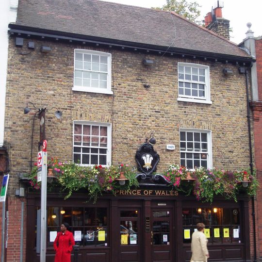 Lloyds Bank , The Prince Of Wales Public House