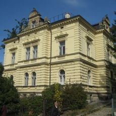 General Mrázek 16 with a garden