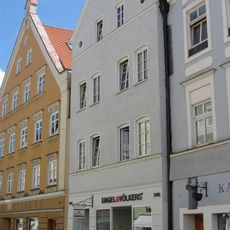 Wohn- und Geschäftshaus