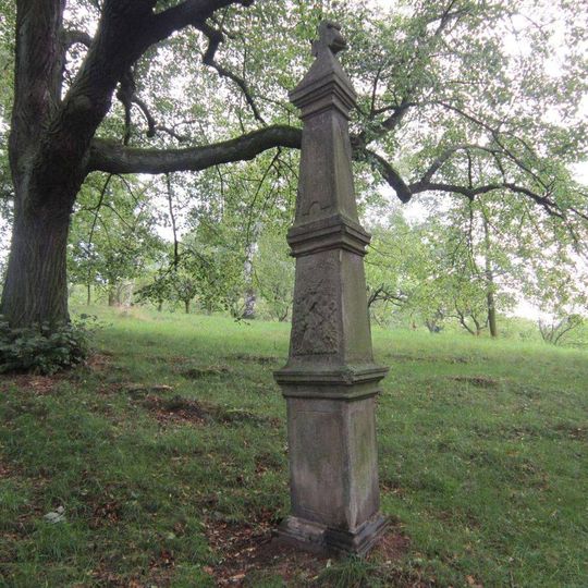 Kříž na křížové cestě u Rosic - 4. zastavení