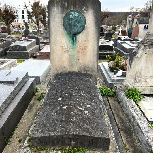 Tombeau du Sculpteur Jack Descottes