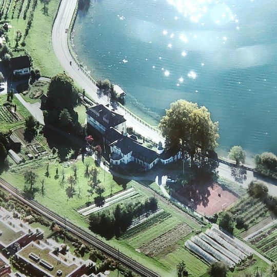 Kapelle St. Karl Borromäus mit St. Karlshof und Herrenhaus