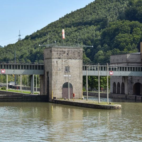 Jochenstein Sluice