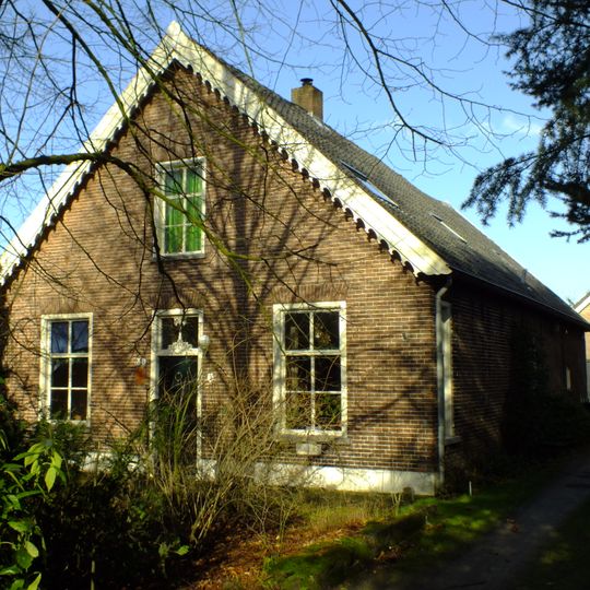 Sint-Joachimkerk: Pastorie, oorspronkelijk boerderij