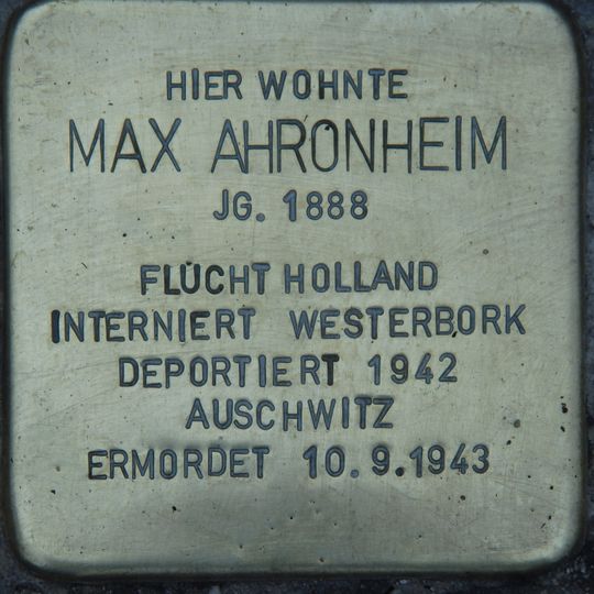 Stolperstein dedicated to Max Ahronheim
