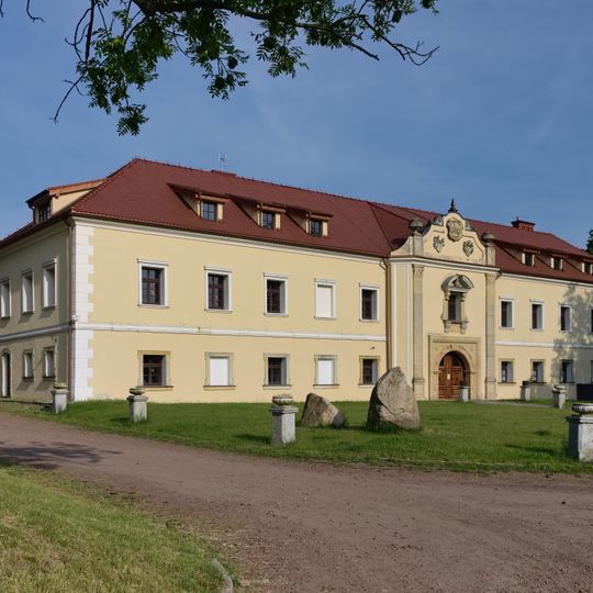 Schloss Alt-Tarnowitz