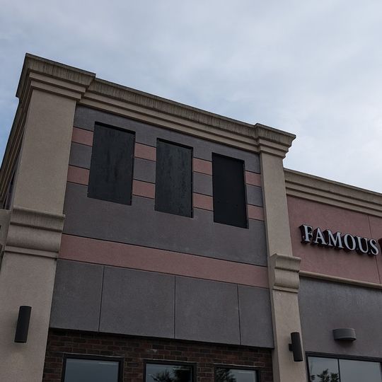 Famous Toastery