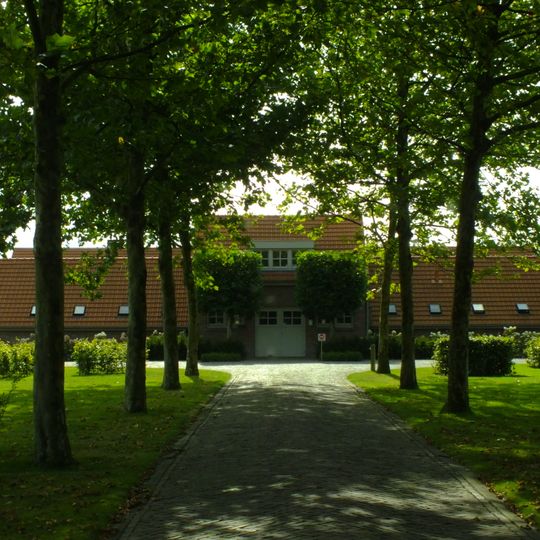 Voormalige proefboerderij annex varkensmesterij