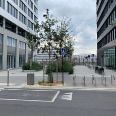 Place Marcelle Henry