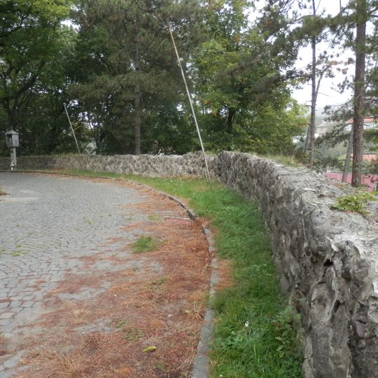 Benediktínsky kláštor, múr hradbový