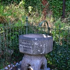 Chelston Drinking Fountain And Railings Enclosing Green