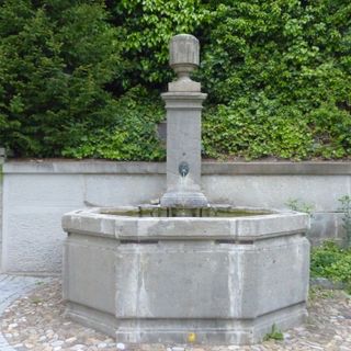 Brunnen Rektorat Uni Zürich
