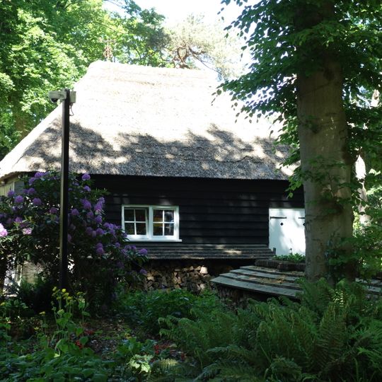 Westerwolde: tuinhuisje
