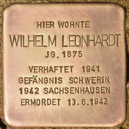 Stolperstein en memoria de Wilhelm Leonhardt